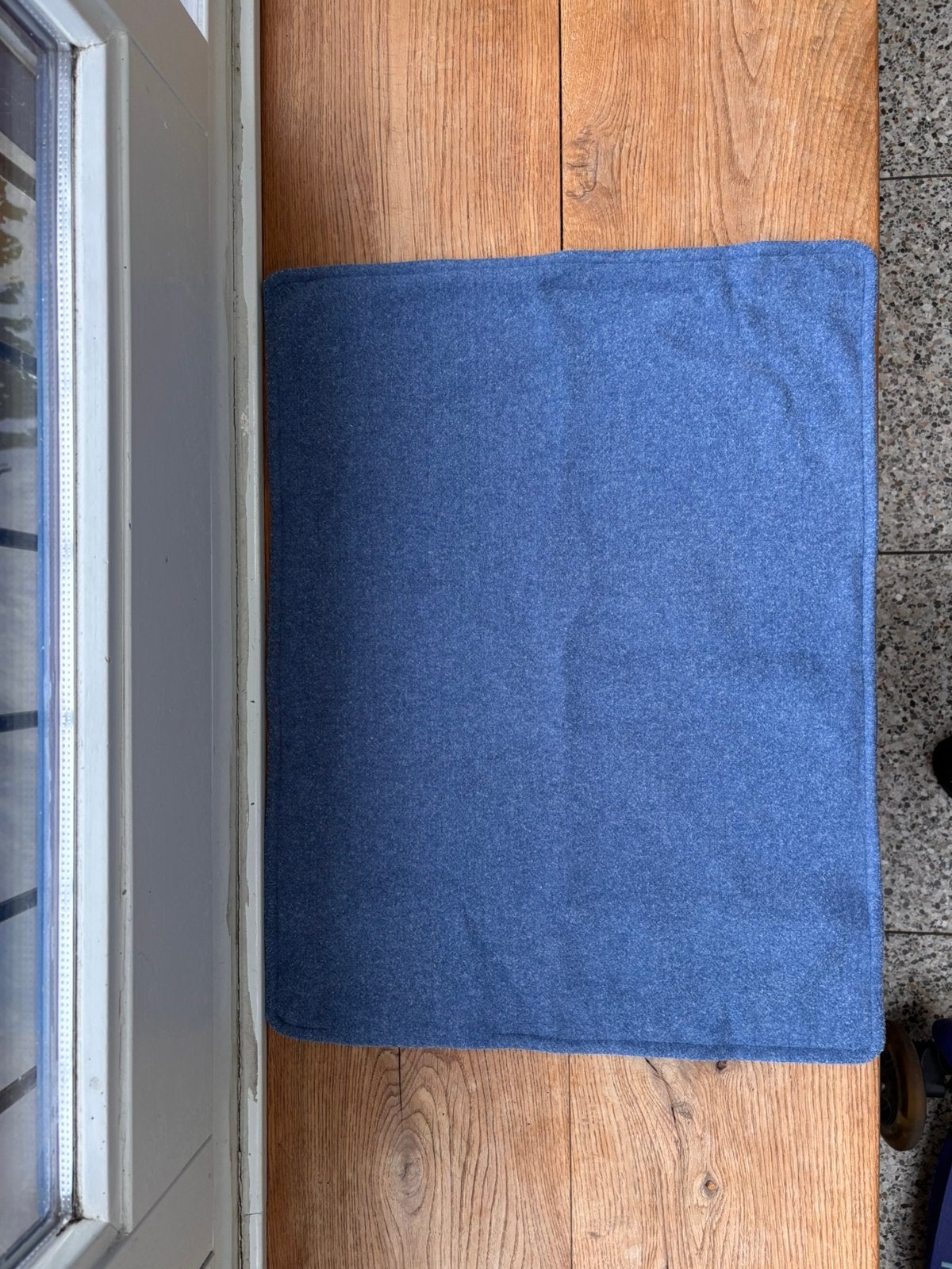 Kussenhoes Stoov blauw, Huis en Inrichting, Woonaccessoires | Kussens, Overige merken, Blauw, Ophalen of Verzenden, Zo goed als nieuw