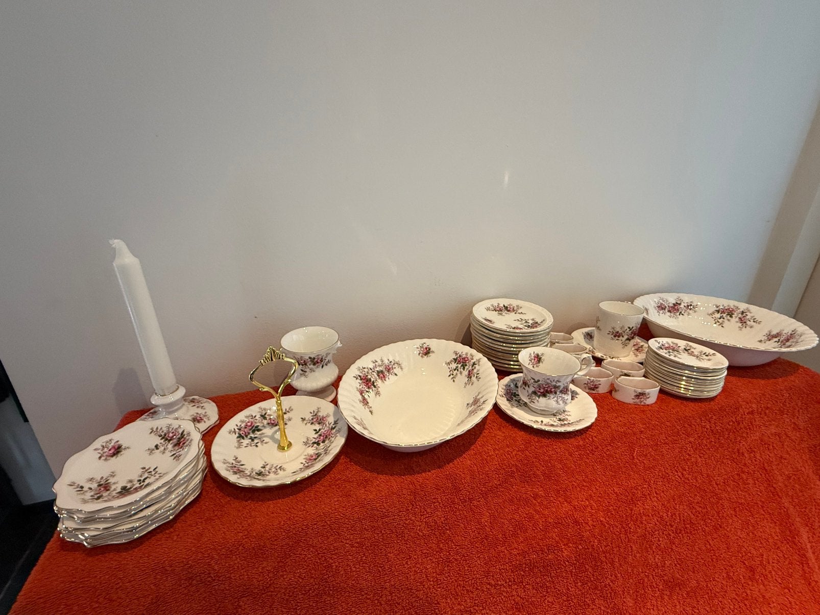Royal Albert Lavender rose, Antiek en Kunst, Ophalen