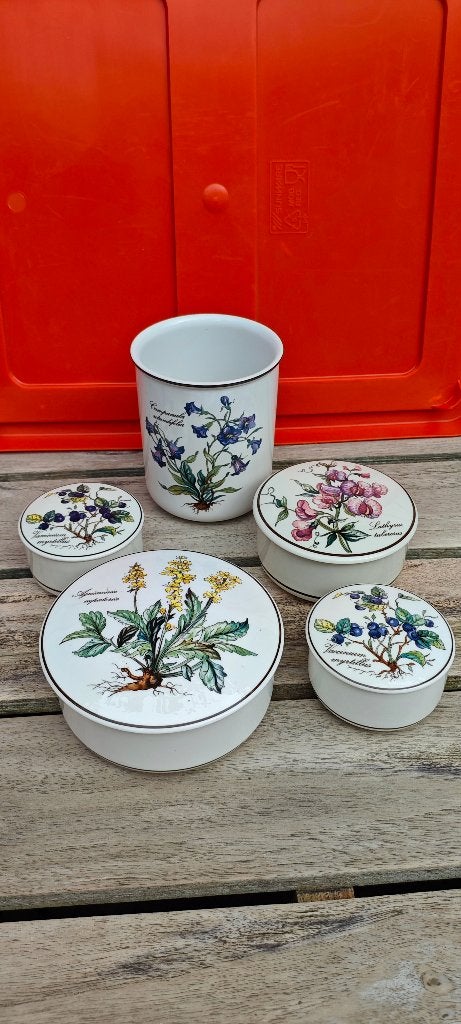 Villeroy & Boch opbergschaaltjes en mok met bloemmotief, Porselein of Keramiek, Schaal, Ophalen of Verzenden, Zo goed als nieuw