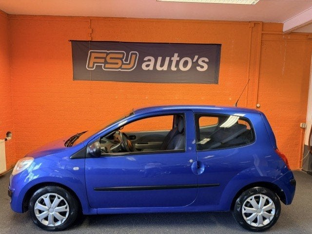 Renault Twingo 1.2 / ACCES / ZEER MOOI / ELECTRISCHE PAKKET!, Voorwielaandrijving, Gebruikt, 31 €/maand, 4 cilinders