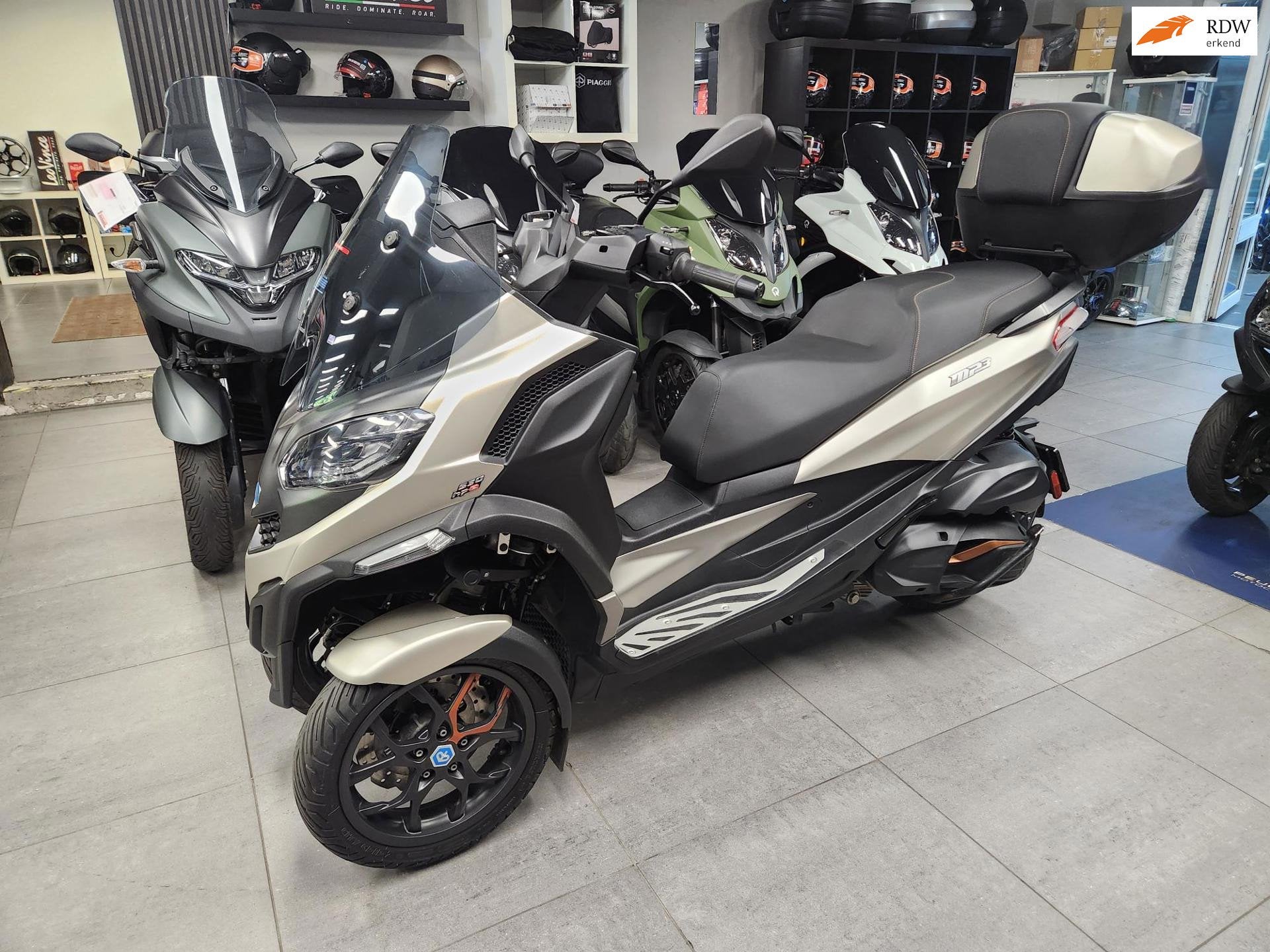 Piaggio MP3 530 HPE EXCLUSIVE 2023 RIJKLAAR GARANTIE, Bedrijf, Overig