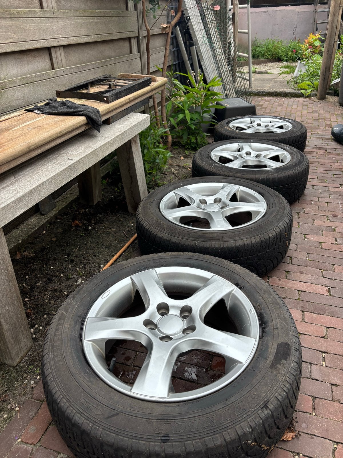 4 x orginele toyota velgen de banden zijn oud, Overige merken, Ophalen of Verzenden, 0 t/m 13 kg, Gebruikt