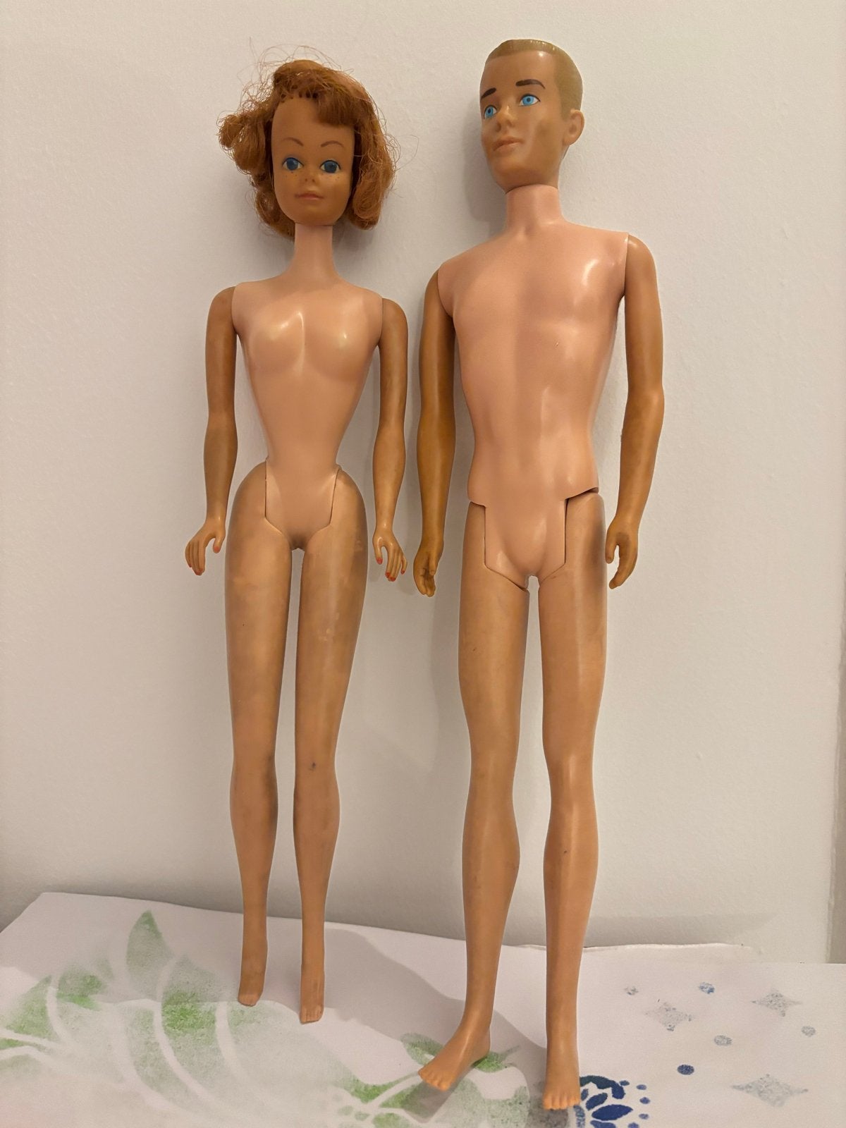 Vintage Barbie en Ken poppen met kleding, Ophalen of Verzenden, Gebruikt, Barbie