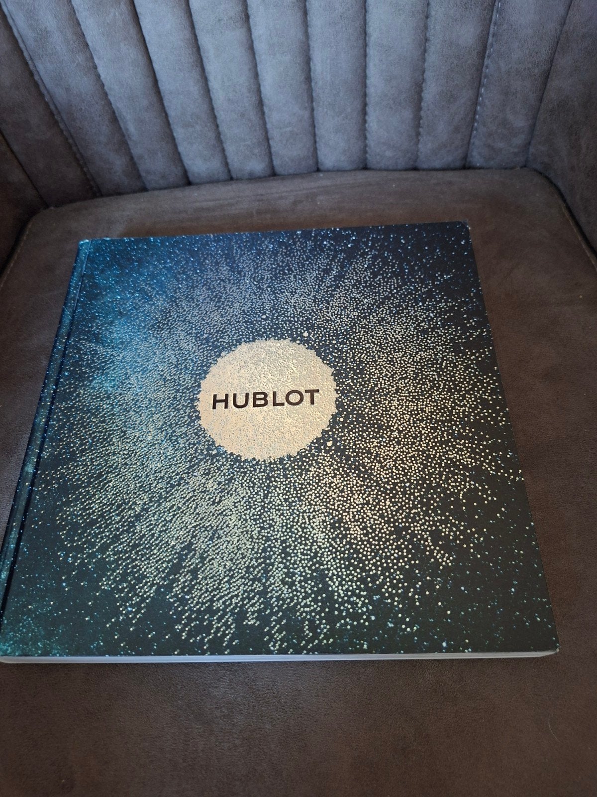 Hublot horlogeboek - Luxe uitgave, Ophalen of Verzenden, Zo goed als nieuw, Onbekend, Europa overig
