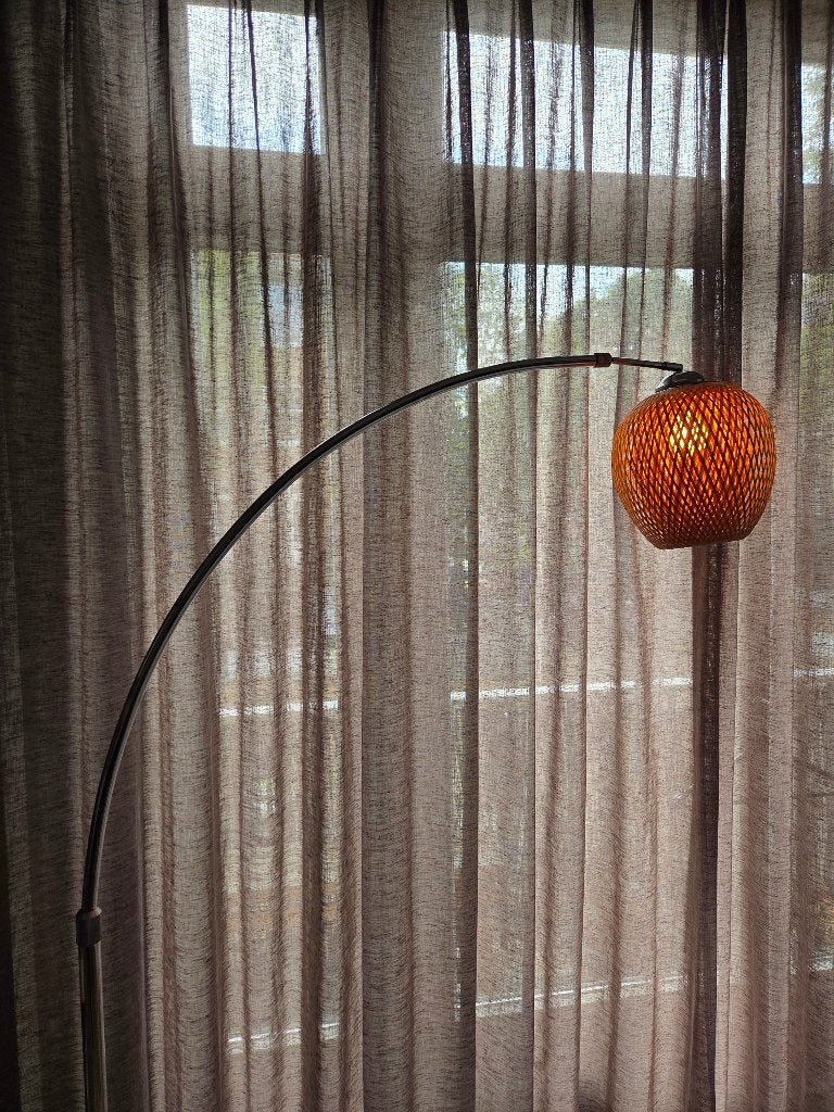 Staande lamp / booglamp rotan, Huis en Inrichting, Lampen | Vloerlampen, Ophalen, Gebruikt, Rotan, 150 tot 200 cm