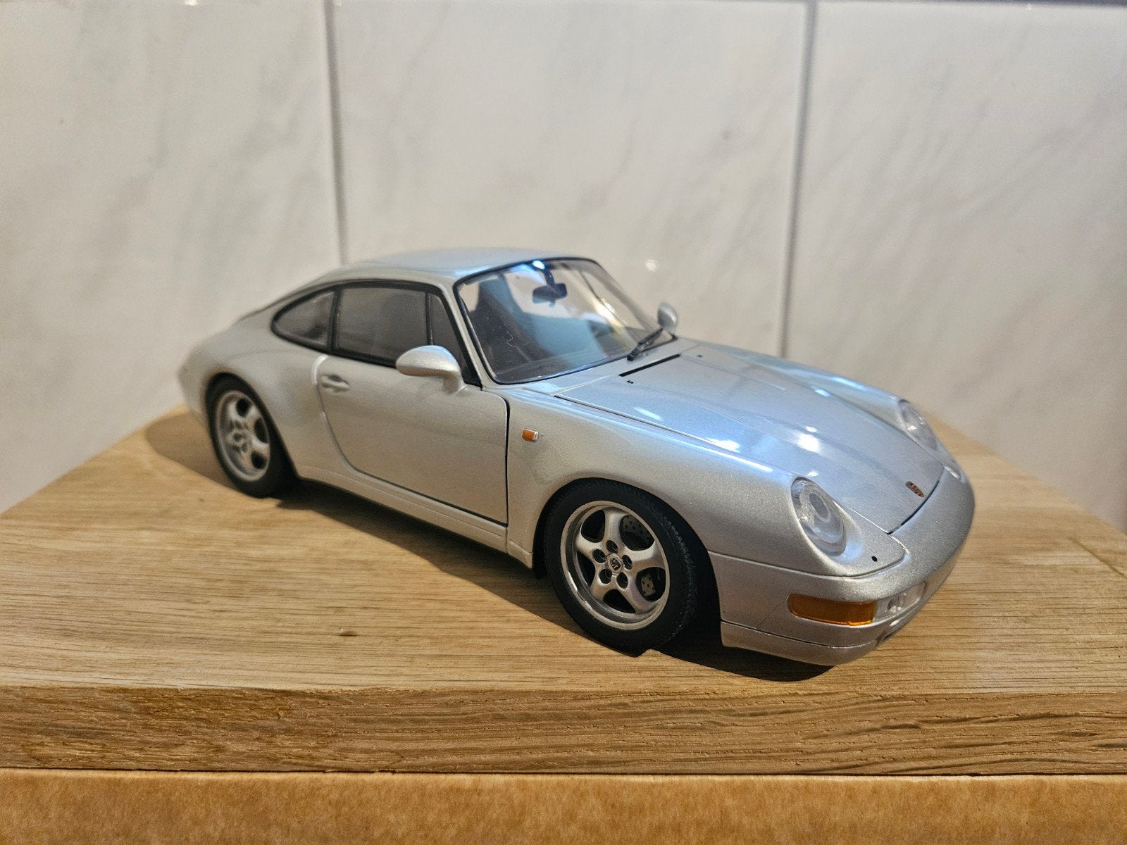 UT Models Minichamps Porsche 911 Carrera, Ophalen of Verzenden, Zo goed als nieuw, MiniChamps