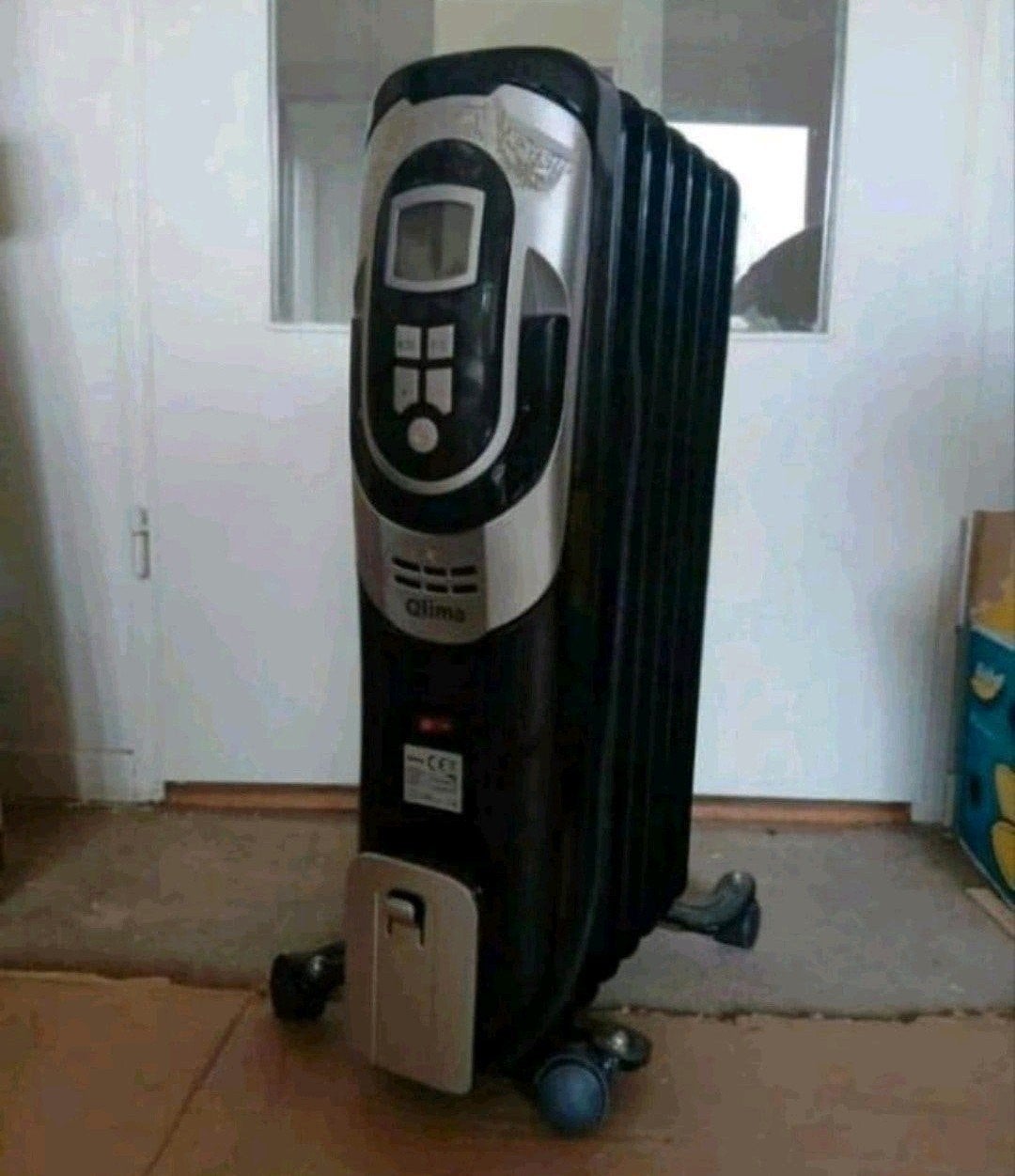 Zwarte olieradiator olie radiator, Ophalen, 30 tot 80 cm, Radiator, Minder dan 60 cm
