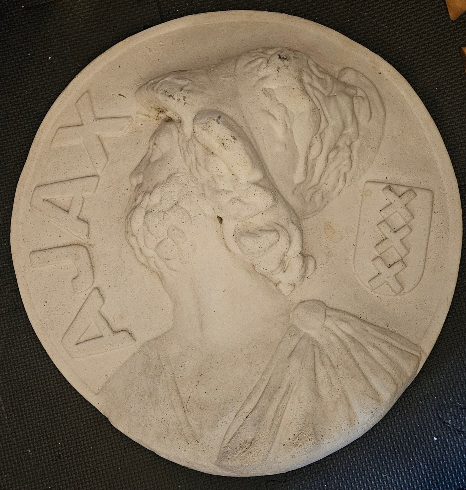Betonnen Ajax reliëf, Ophalen, Handgemaakt, Wanddecoratie, 20 - 50 cm