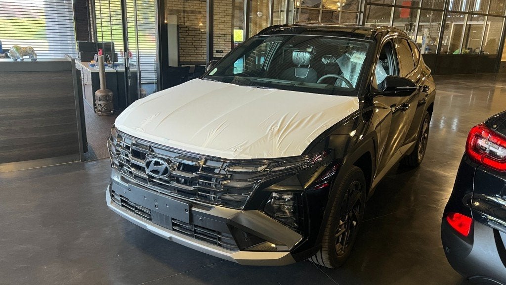 Hyundai TUCSON 1.6 T-GDI HEV 20 jAAR TUCSON UITVOERING !!! 1, Auto's, Hyundai, Automaat, Huisgarantie, 4 cilinders, Met garantie (alle)