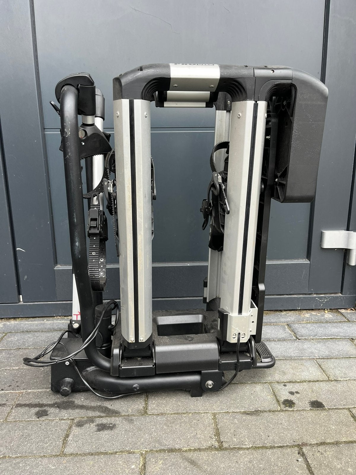 TE HUUR: Pro-user fietsendrager voor 2 fietsen, Auto diversen, Fietsendragers, Ophalen, Zo goed als nieuw, Trekhaakdrager