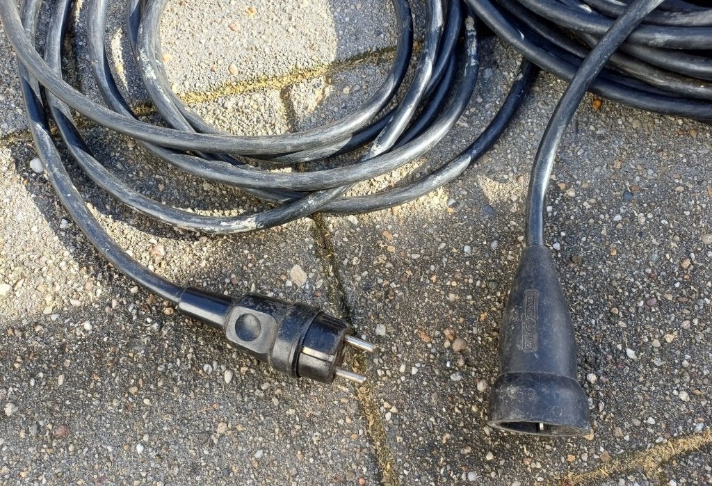 40 meter rubberen verlengkabel met Schuko stekkers, Ophalen of Verzenden, Nieuw, Overige typen