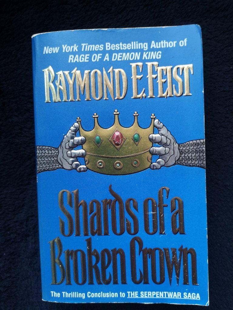 Raymond E. Feist, Shards of a Broken Crown, Ophalen of Verzenden, Gelezen