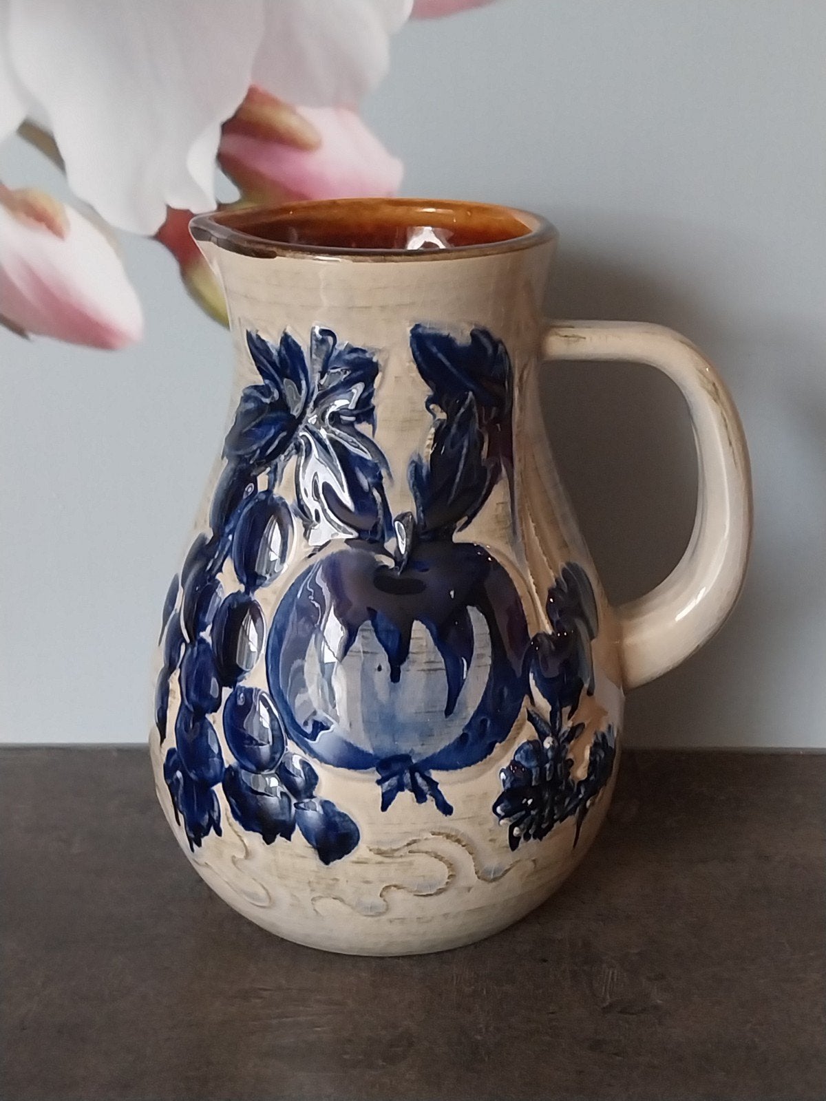 Vintage West Germany Keramiek Kan - Blauw Fruit Decor, Ophalen of Verzenden