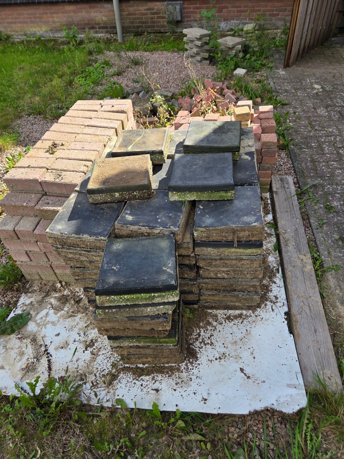 gratis div stenen en tegels, Tuin en Terras, Ophalen, Gebruikt, Beton