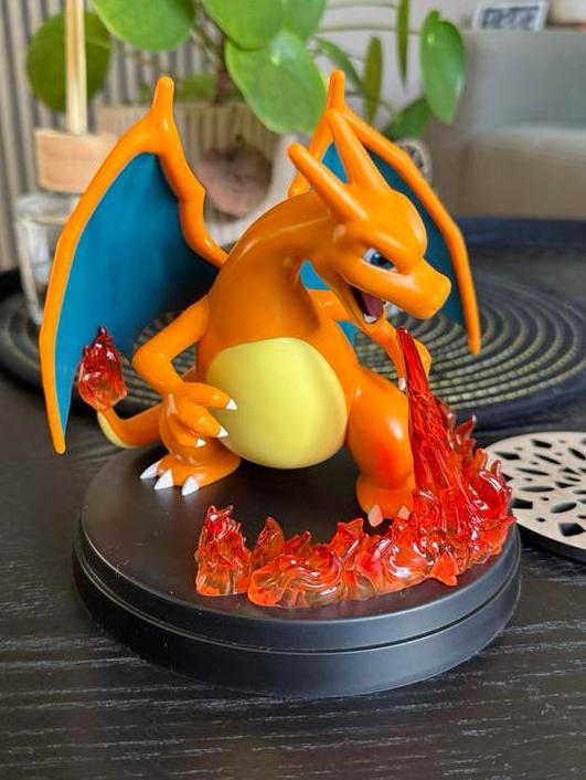 Charizard Pokémon Figuur - Vlammende Actie!, Ophalen of Verzenden, Zo goed als nieuw