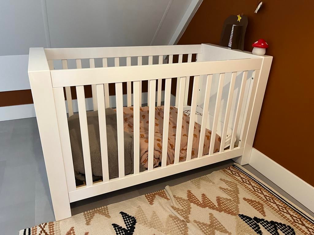 Kidsmill Alaska Commode & Ledikant Hoogglans Wit, Kinderen en Baby's, Kinderkamer | Commodes en Kasten, Gebruikt, Commode, 90 tot 105 cm
