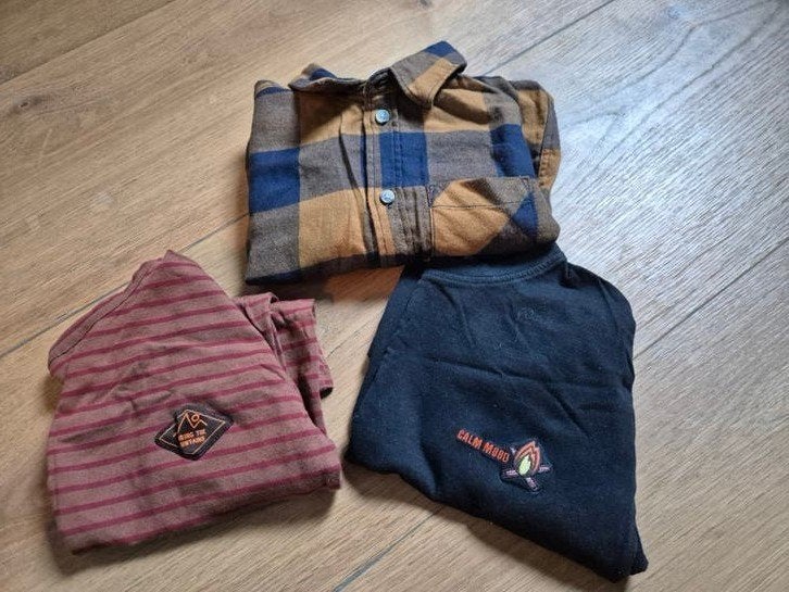 2 shirt Zara en 1 overhemd H&M, maat 110, Ophalen of Verzenden