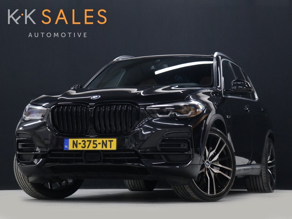 BMW X5 xDrive45e M Sport SOH 96% [SCHUIFKANTELDAK, APPLE CAR, Gebruikt, 394 pk, Automatische klimaatregeling, Zwart