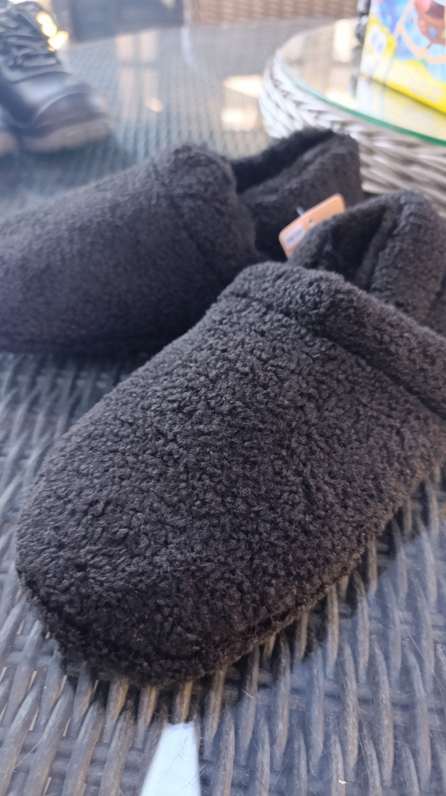 Nieuwe zwarte pantoffels - Maat 38/39, Ophalen of Verzenden