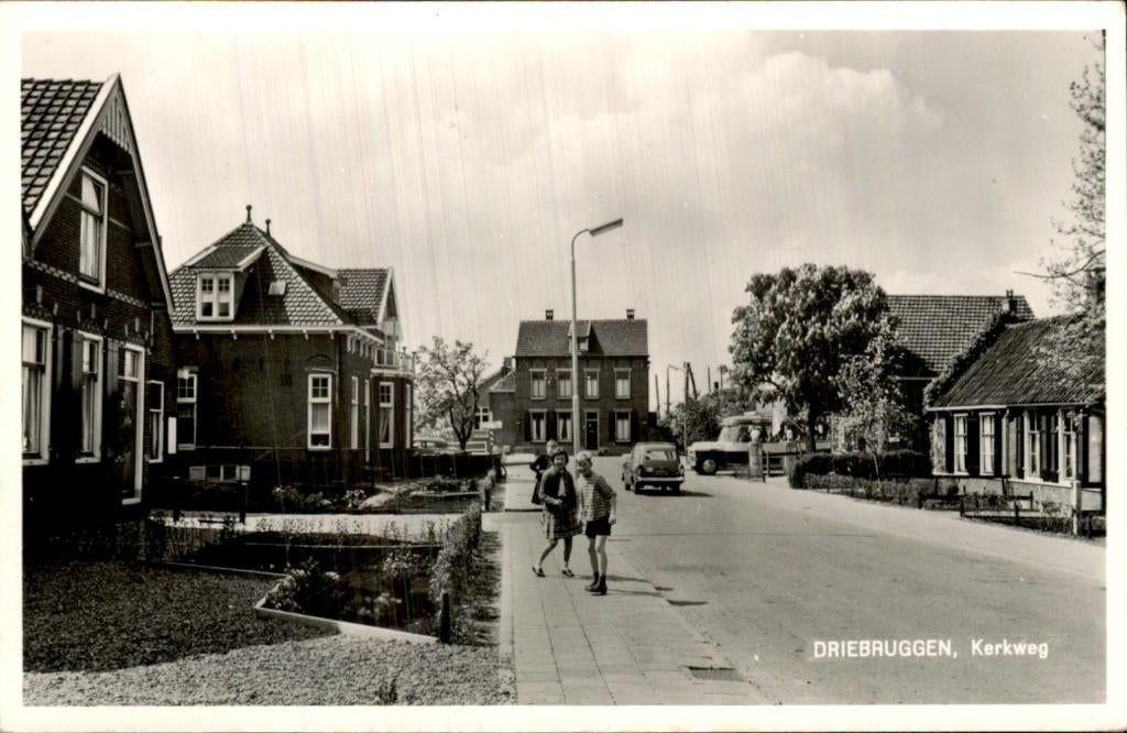 Driebruggen - Kerkweg - Straatbeeld, Ophalen of Verzenden, 1960 tot 1980, Gelopen, Noord-Brabant