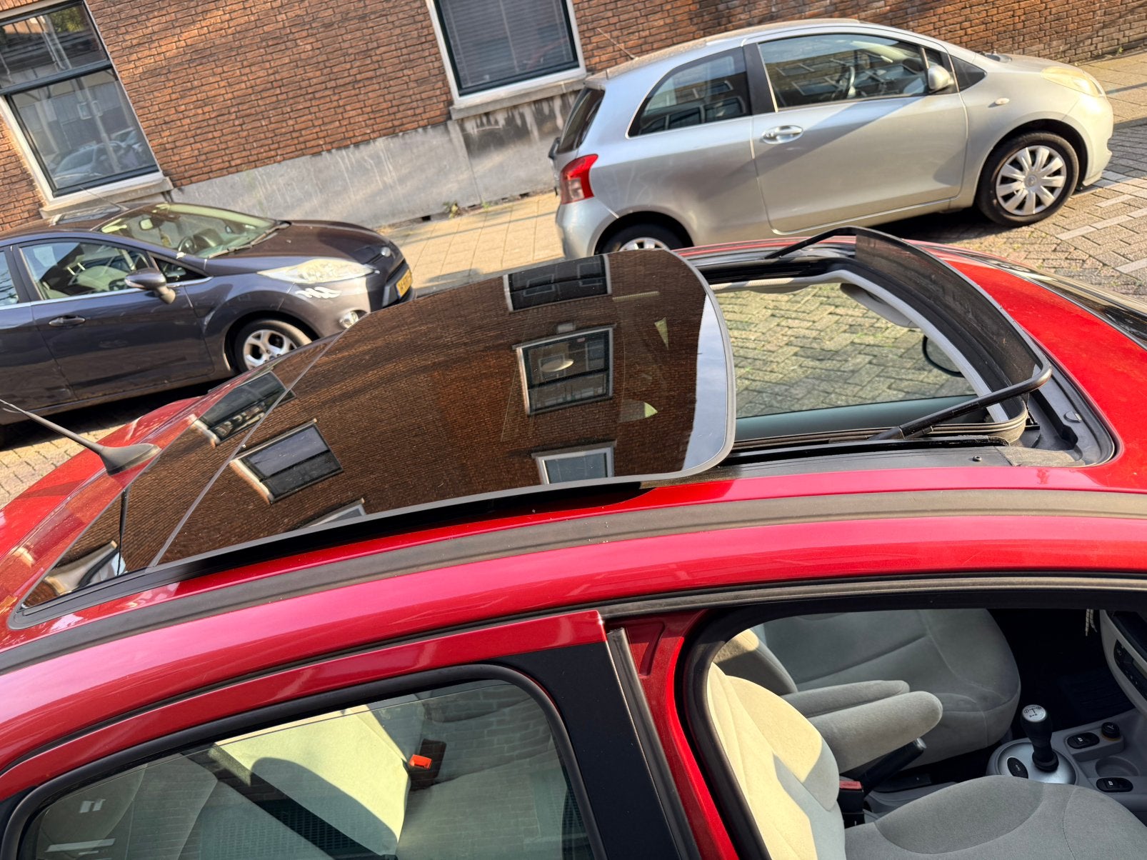Citroën C3 1.6i 16V Sensodrive 2005 Rood | 3e Eigenaar, 40 €/maand, Origineel Nederlands, Grijs, 1587 cc