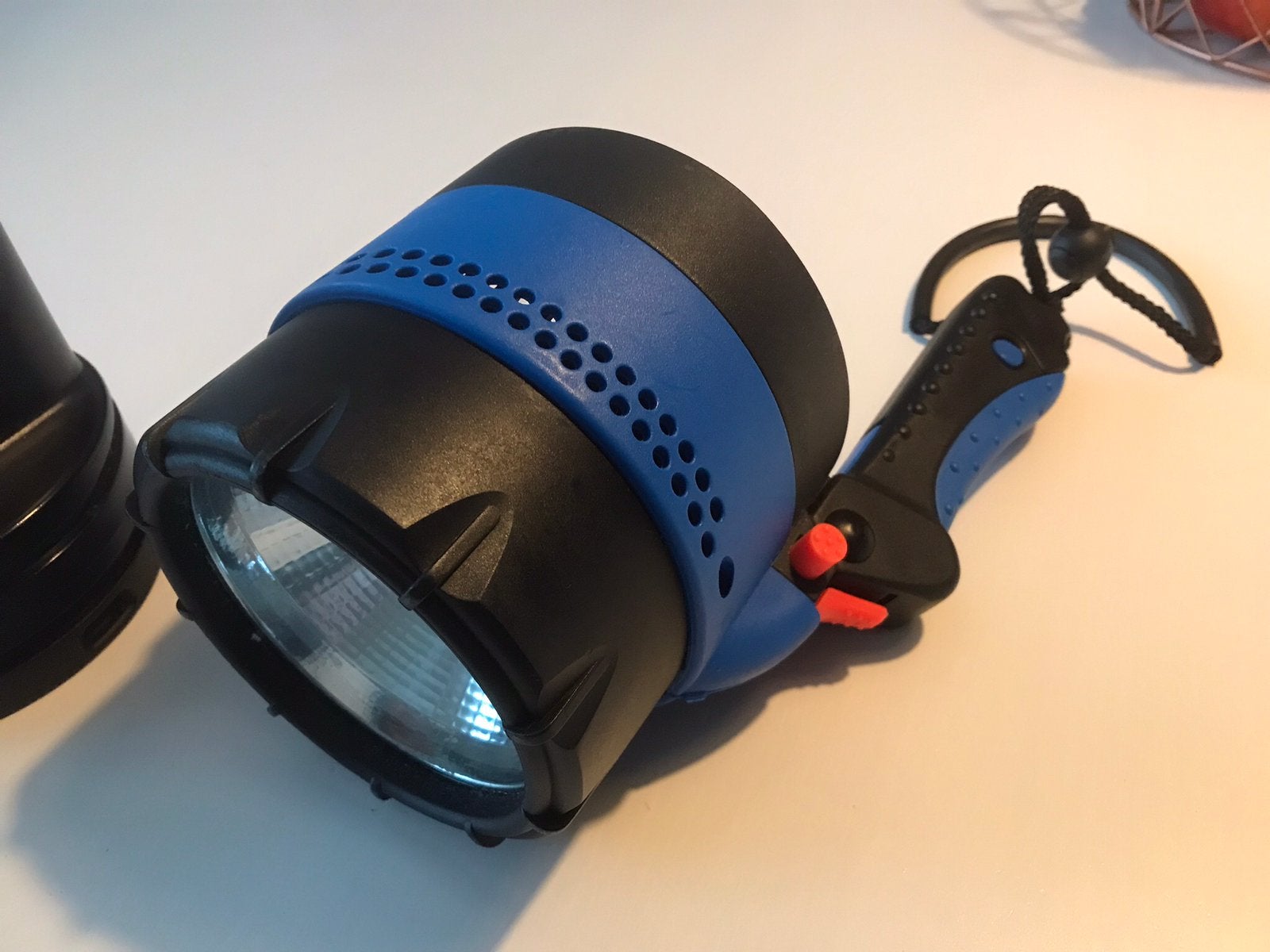 Mares duiklamp Aturo., Watersport en Boten, Duiken, Ophalen of Verzenden, Zo goed als nieuw, Duiklamp