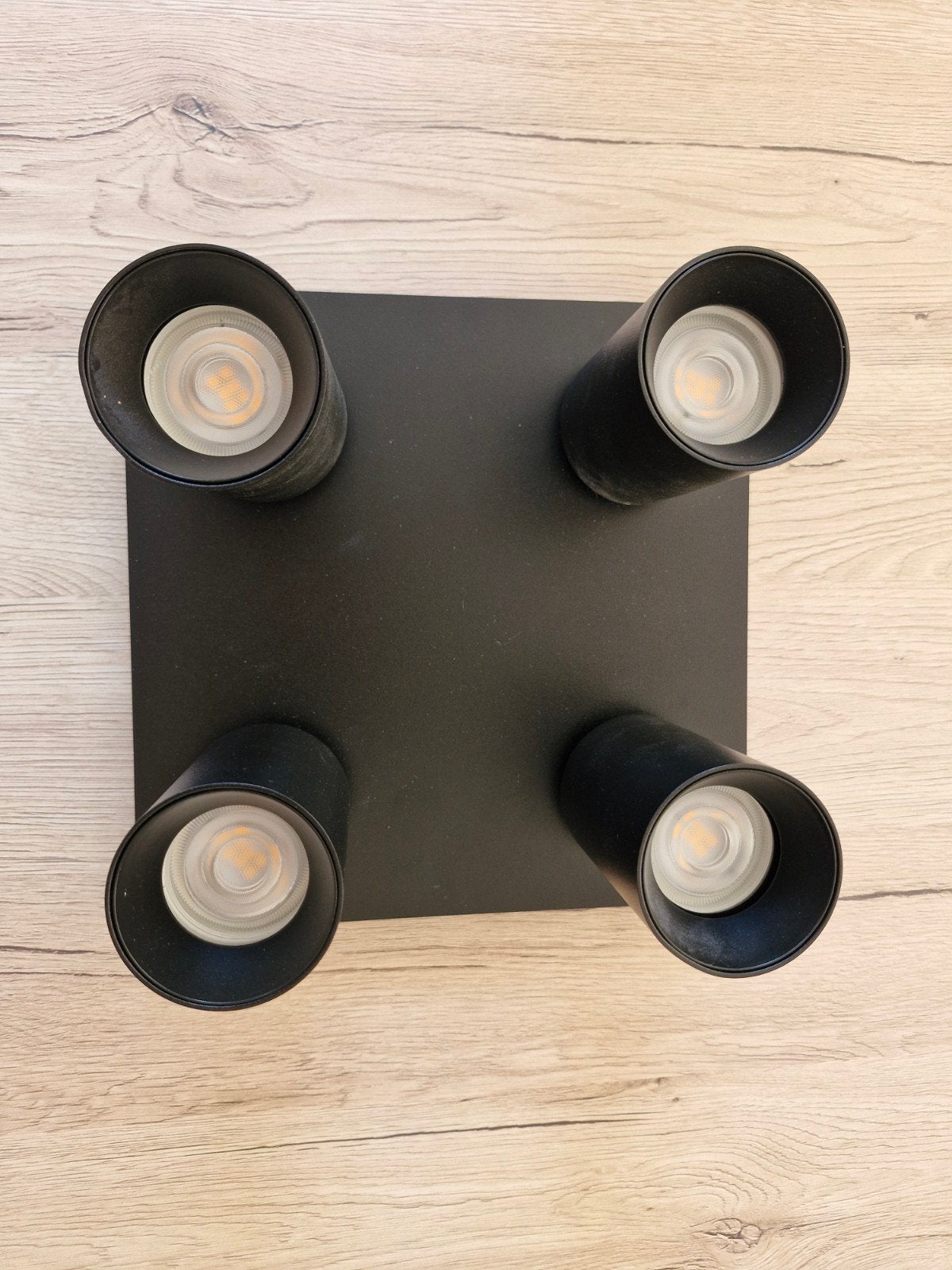 Zwarte plafondspot met 4 richtbare LED spots - Lumidora, Overige merken, Ophalen of Verzenden, Zo goed als nieuw, LED