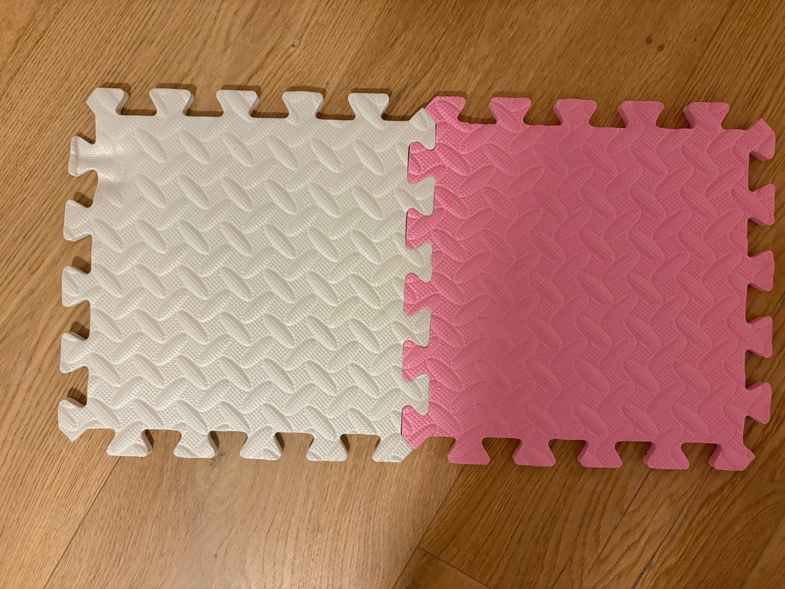 Foam Speelmat Roze/Wit - 20 tegels (30x30x1 cm), Ophalen of Verzenden, Zo goed als nieuw, Speelkleed