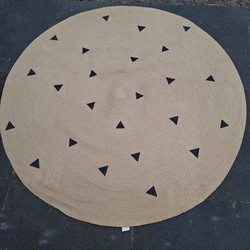 Rond jute Ikea kleed met zwarte driehoekjes, Ophalen of Verzenden, Gebruikt, Rond