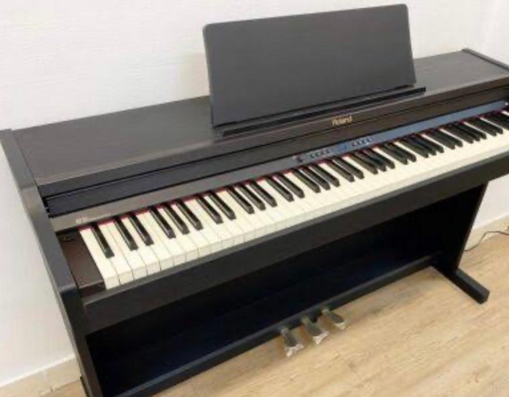 Roland RP-301 digitale piano -DEFECTE, Ophalen, Gebruikt, Zwart, Digitaal