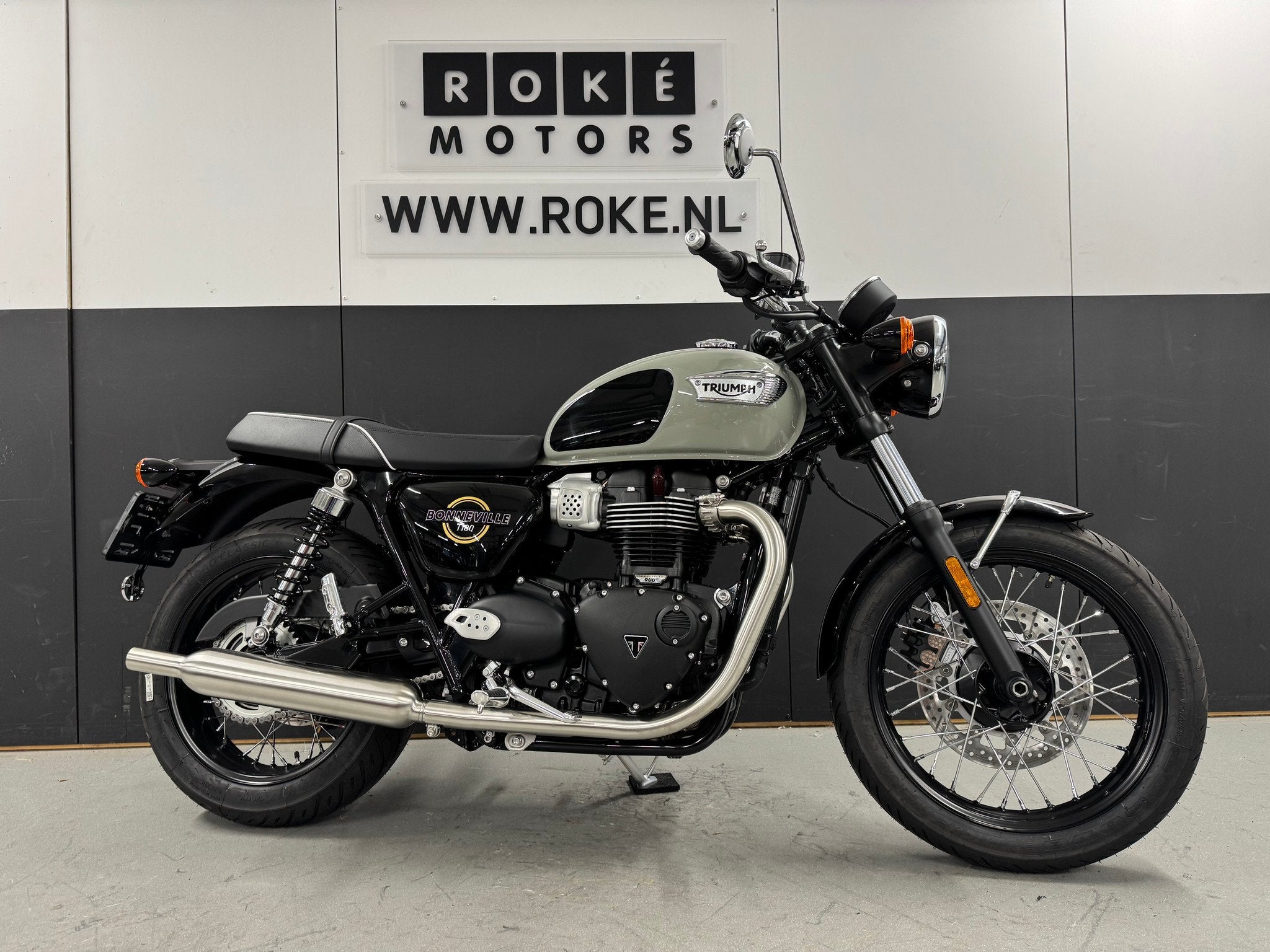 Triumph BONNEVILLE T100 (bj 2026), Nieuw, Bedrijf, 900 cc, Toermotor