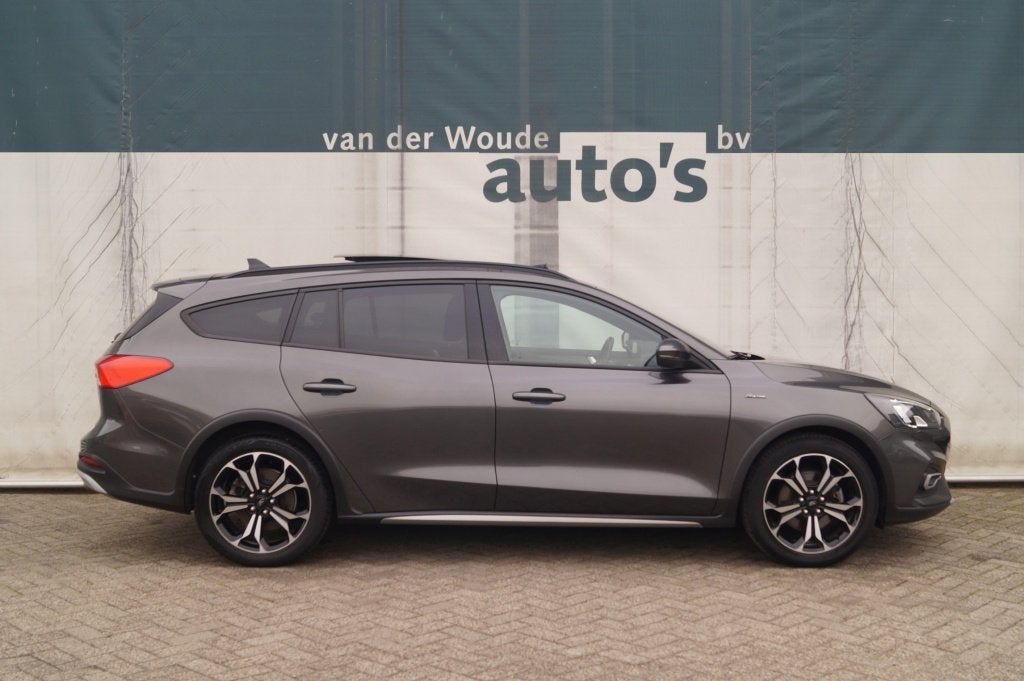 Ford Focus Wagon 1.5 EcoBlue 120pk Active X Business -PANO-E, Dealer onderhouden, Stof, Gebruikt, 4 cilinders