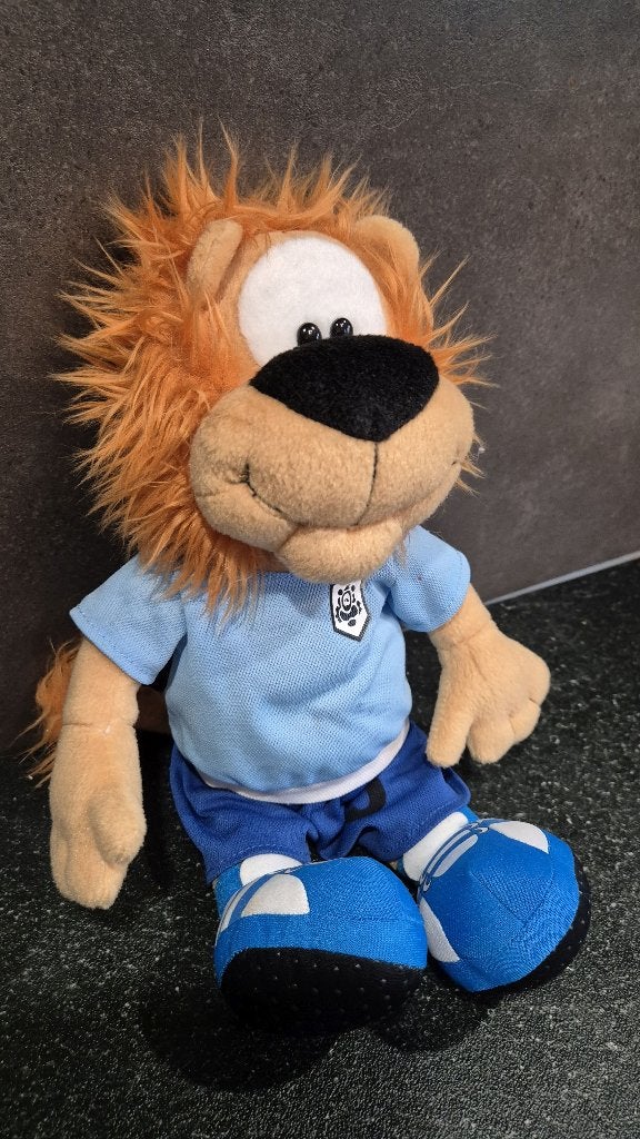 Loeki de Leeuw knuffel Voetbal Blauw nr. 5, 32cm. 5A13, Tweedehands verkoop, Tweedehands verkoop, Gebruikt, Overige typen