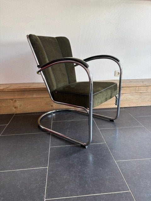 Gispen 412 fauteuil, hoogglans , nieuwe mosgroene ribstof, Design, 75 tot 100 cm, Zo goed als nieuw, Stof