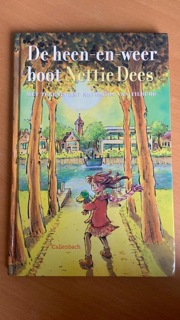 Nettie Dees - De heen-en-weer boot, Ophalen of Verzenden, Zo goed als nieuw