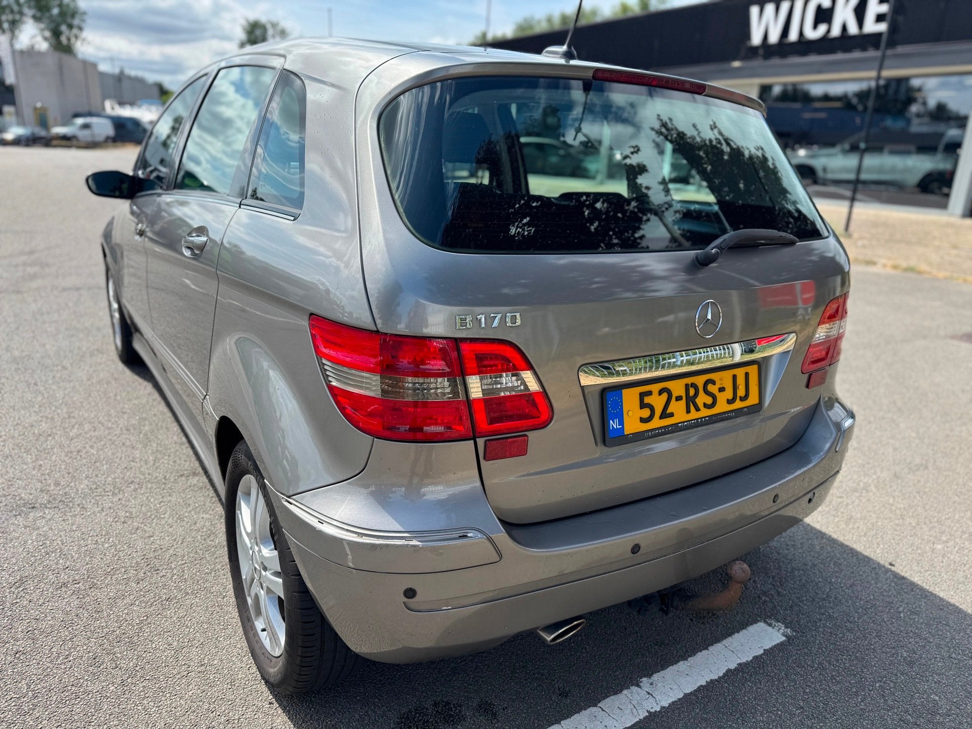 Mercedes-Benz B-klasse 170 Automaat Airco PDC Trekhaak APK, Auto's, Stof, Gebruikt, Zwart, 4 cilinders