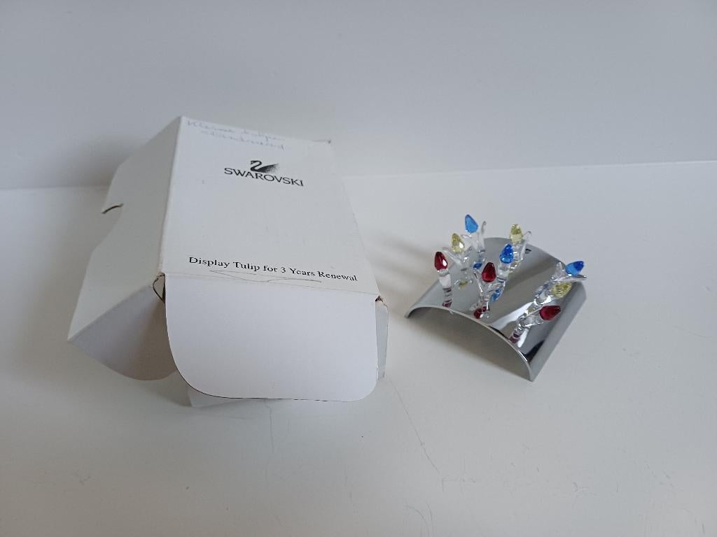 SWAROVSKI DISPLAY TULIP INCL 9 TULPEN NIEUW, Verzamelen, Swarovski, Ophalen of Verzenden, Nieuw, Overige typen