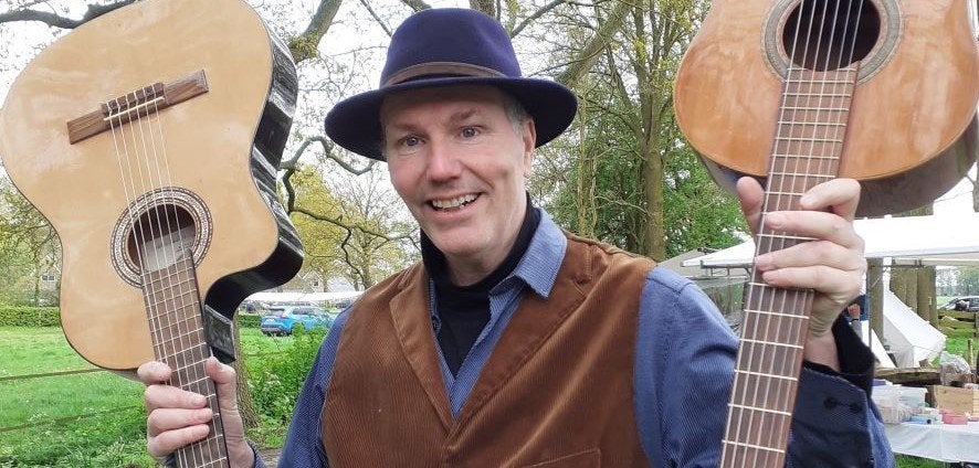 Gitarist zoekt andere muzikanten Hoogeveen Meppel Zwolle