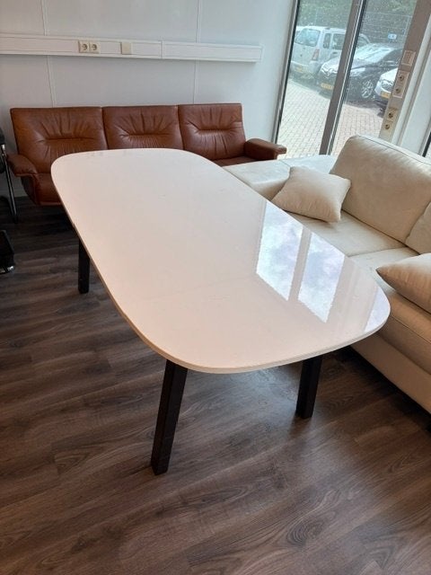 Ikea Eettafel Vastana Glossy White, Gebruikt, 150 tot 200 cm, Ovaal, 50 tot 100 cm