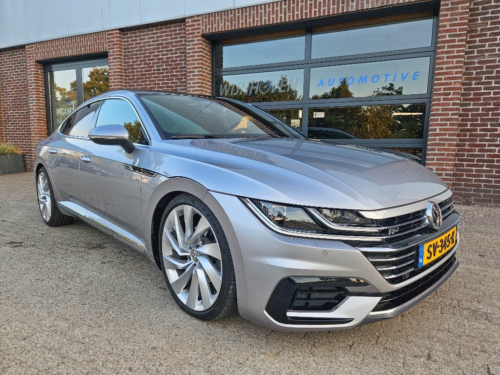 Volkswagen Arteon 2.0 TSI R-Line DSG div. opties & NL Auto, Arteon, 1800 kg, Zwart, 1984 cc
