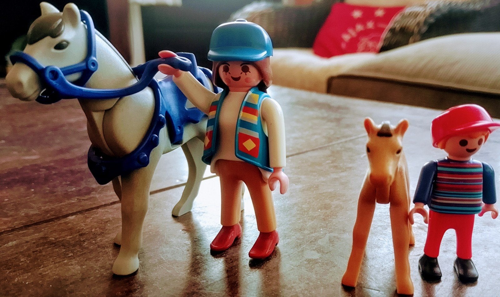 Vrouw En Kind Met Paard En Veulen, Ophalen of Verzenden, Gebruikt, Los playmobil