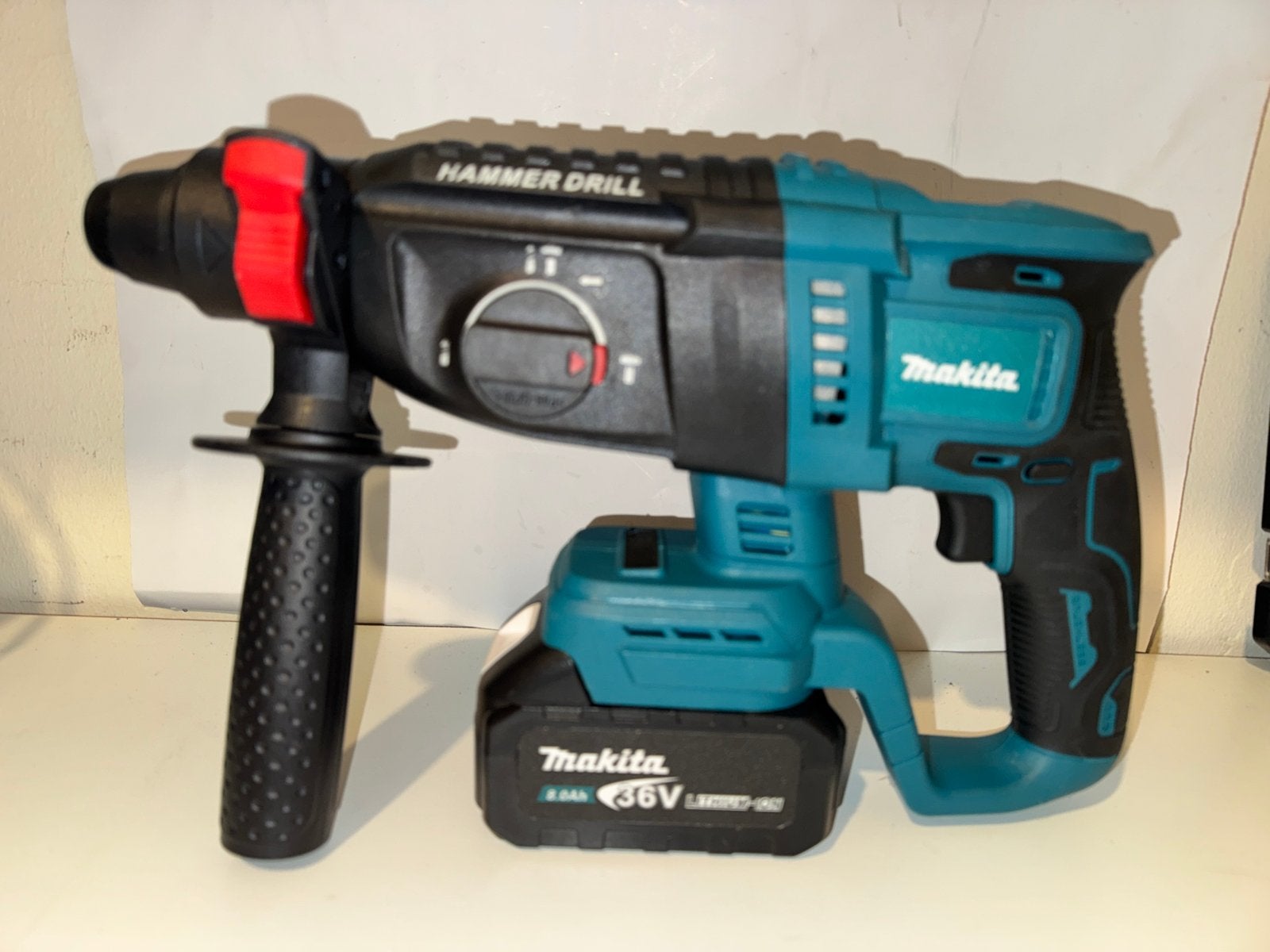 Makita Accu Boorhamer 36V 8.0Ah - Zo goed als nieuw, 600 watt of meer, Boor- en/of Breekhamer, Ophalen of Verzenden, Zo goed als nieuw
