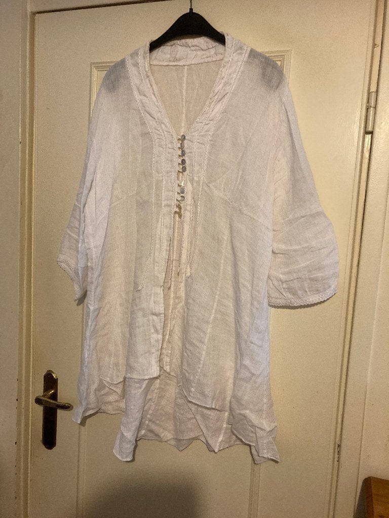Aparte witte linnen tuniek van Made In Italy, maat XL, Kleding | Dames, Made in Italy, Verzenden, Zo goed als nieuw, Blouse of Tuniek