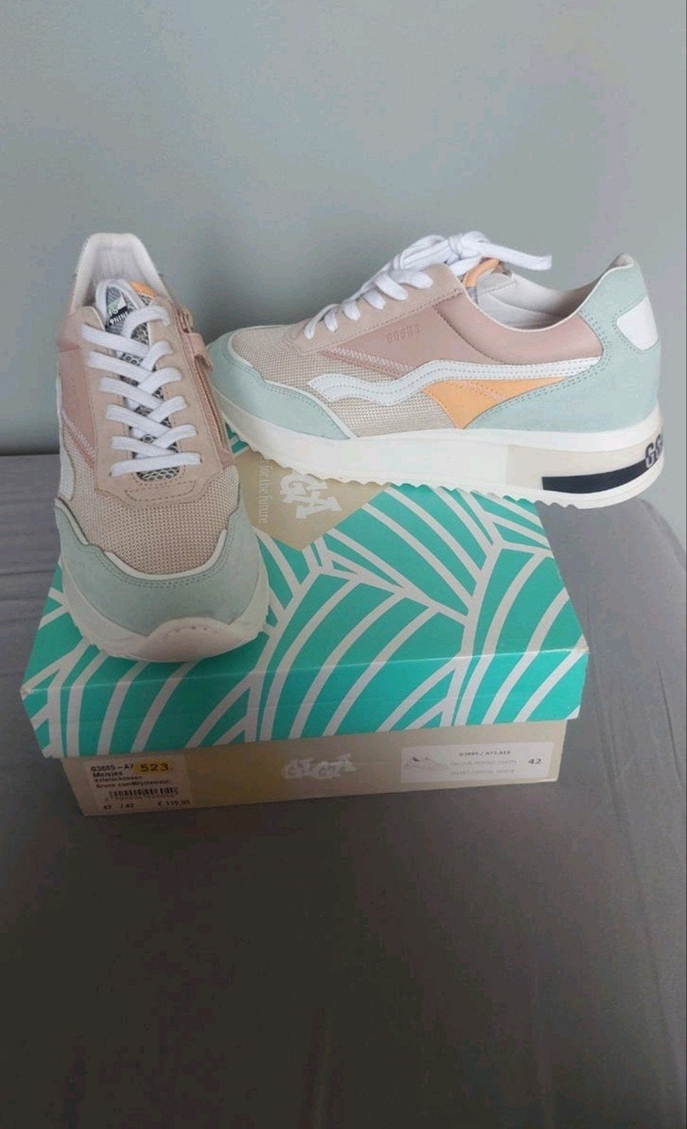 Nieuw giga schoenen maat 42, Meisje, Nieuw, Ophalen of Verzenden, Giga