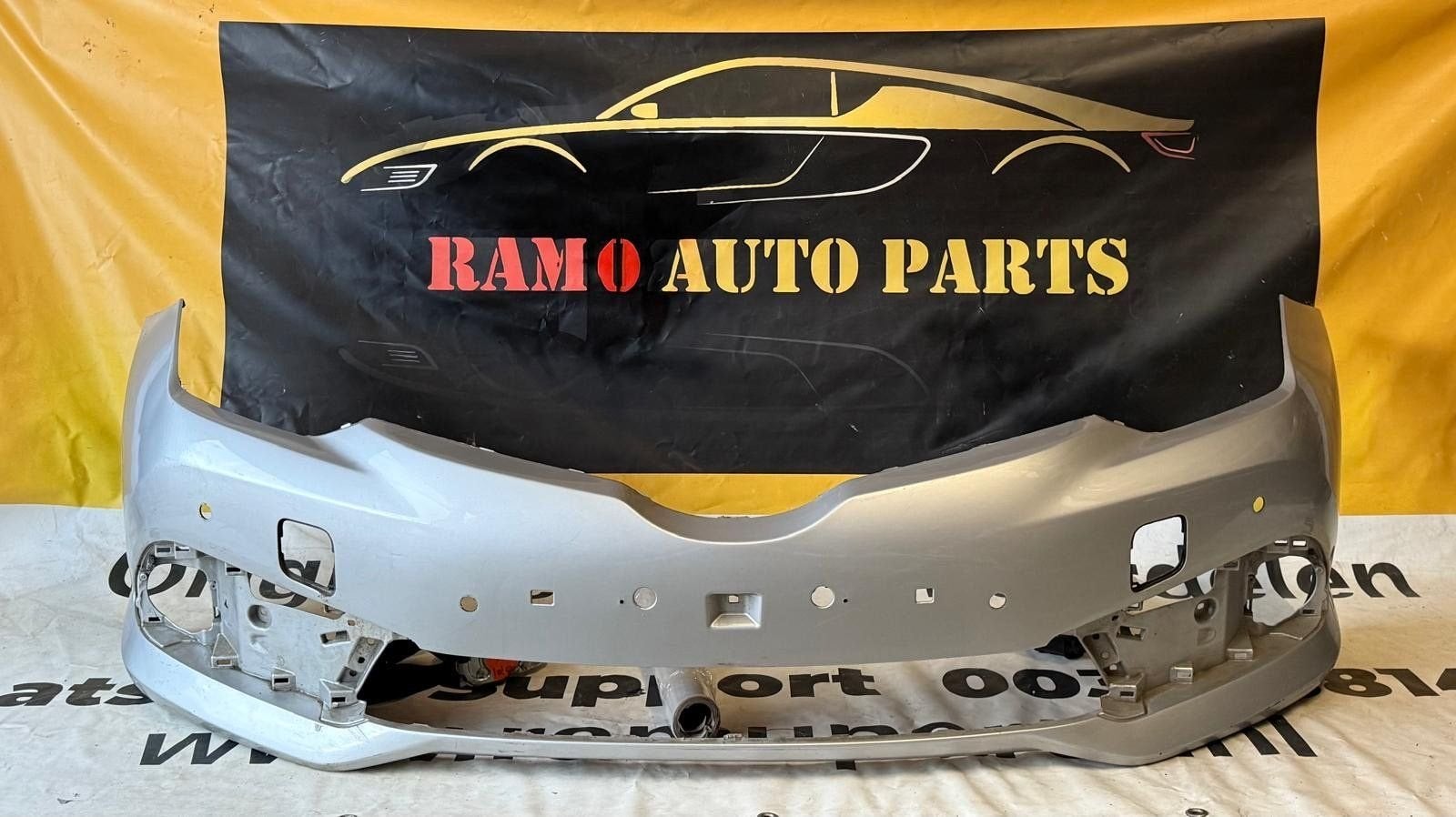 VOORBUMPER TOYOTA AURIS 2FACELIFT NIEUW ORIGINEEL 52119-02K4, Auto-onderdelen, Carrosserie en Plaatwerk, Bumper, Toyota, Voor