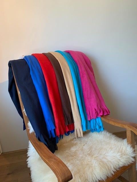 Poncho omslagdoeken – stijlvol en betaalbaar, Kleding | Dames, Mutsen, Sjaals en Handschoenen, Ophalen, Nieuw, Maat 42/44 (L)