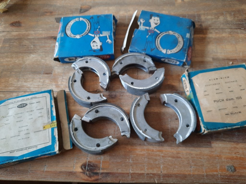 N.O.S 4 x origineel FORMA remvoeringen puch, Ophalen, Nieuw, Overige typen