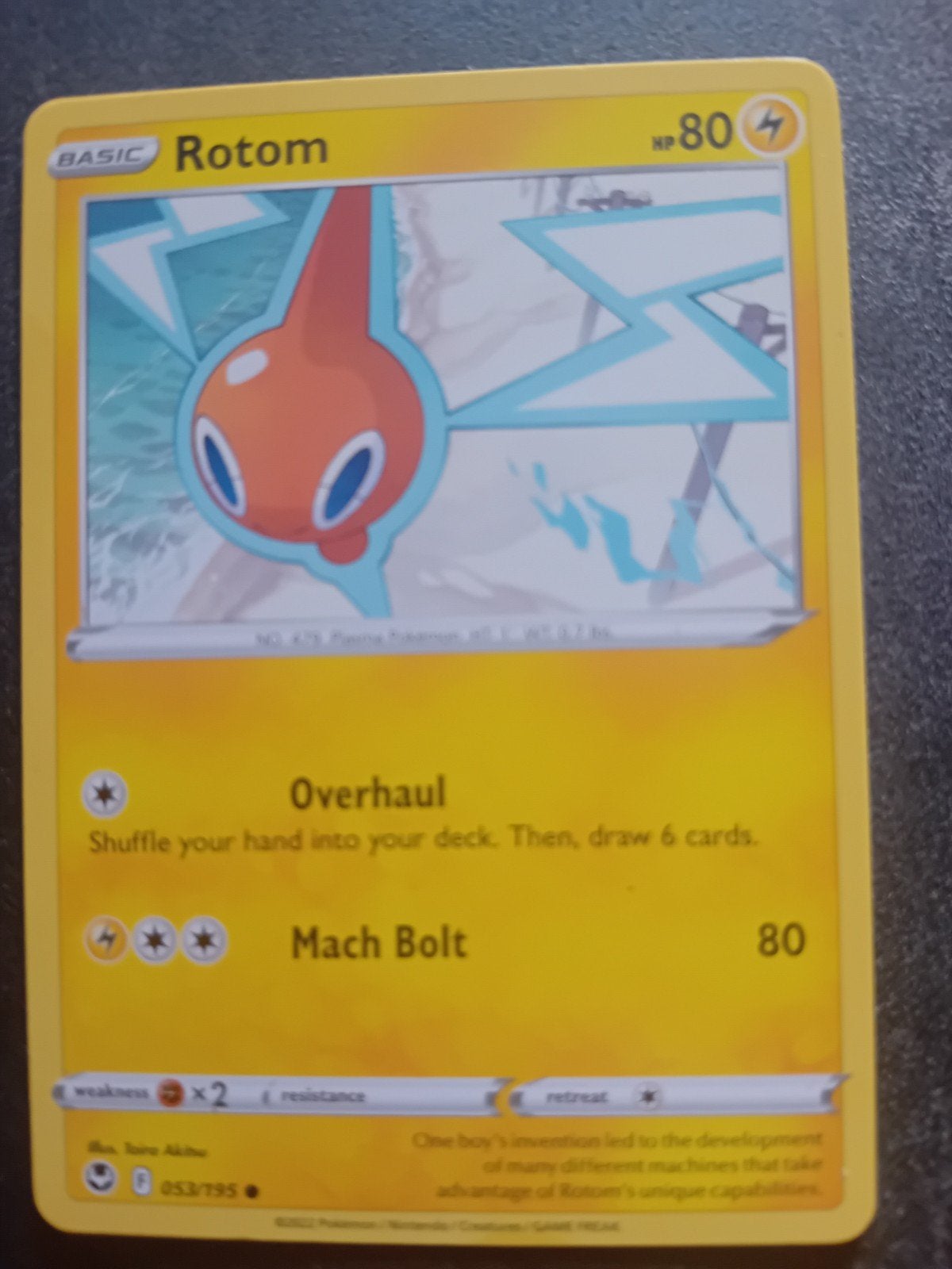 Pokémon Kaart: Rotom (Basic, HP 80), Ophalen of Verzenden, Zo goed als nieuw, Losse kaart, Foil