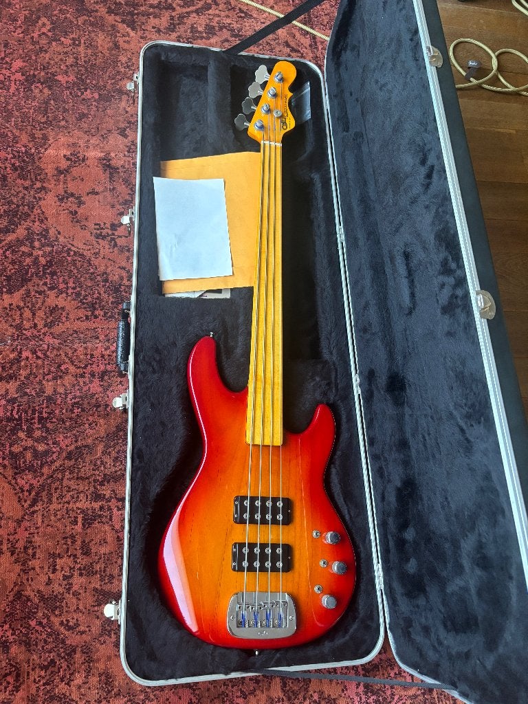 G&L L-2000 USA fretless basgitaar, Ophalen, Zo goed als nieuw, Fretloos
