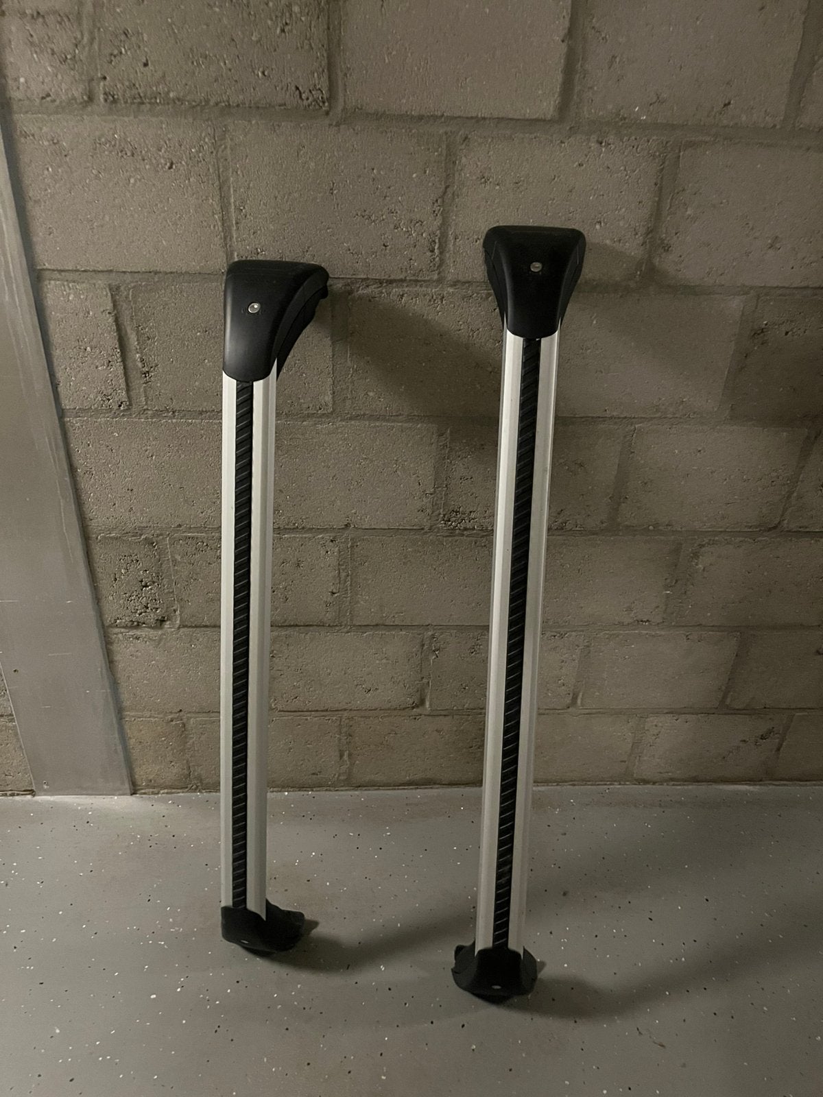 Dakdragers Volvo V40 aluminium; Compleet; Sleutel ontbreekt, Ophalen, Gebruikt